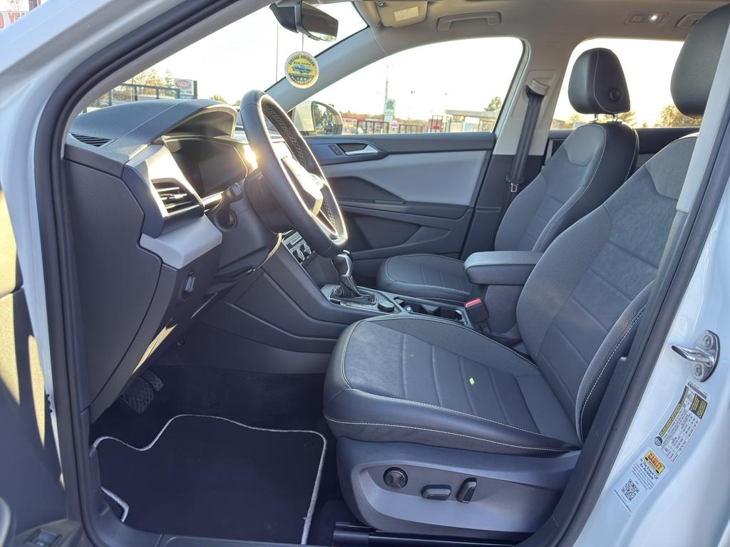 Volkswagen Taos  2022