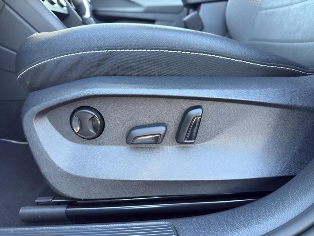 Volkswagen Taos  2022