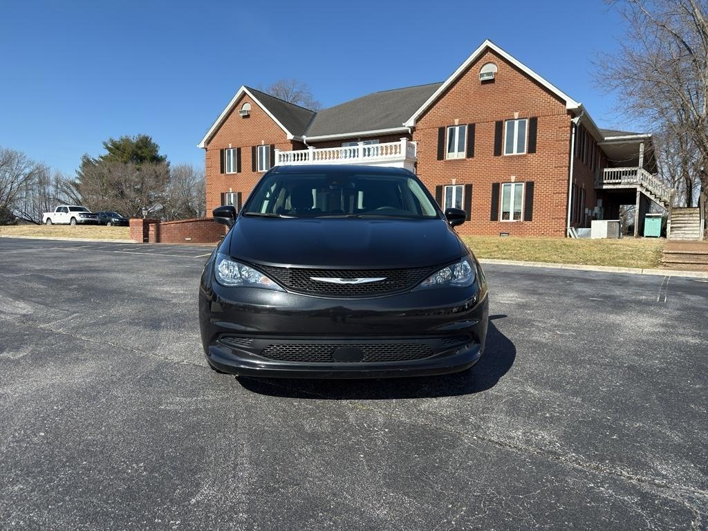 Chrysler Voyager  2023