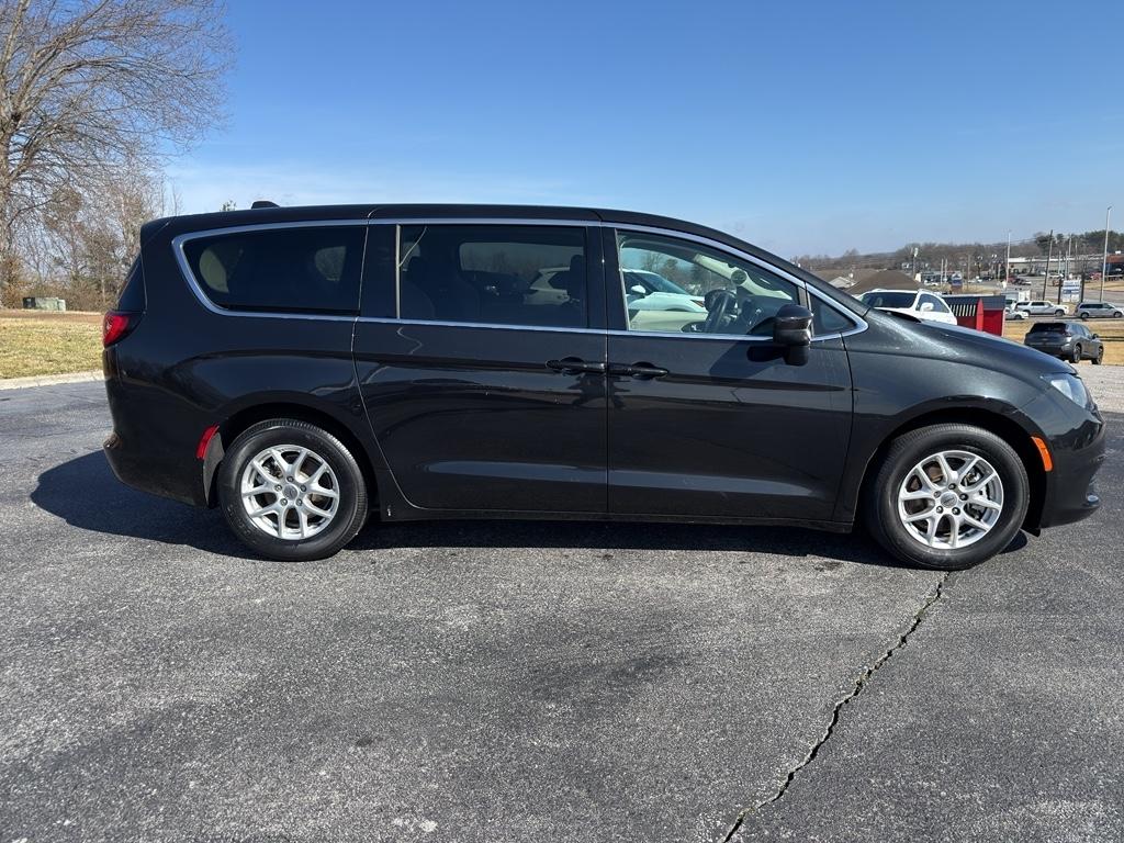 Chrysler Voyager  2023