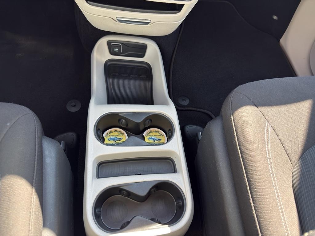 Chrysler Voyager  2023