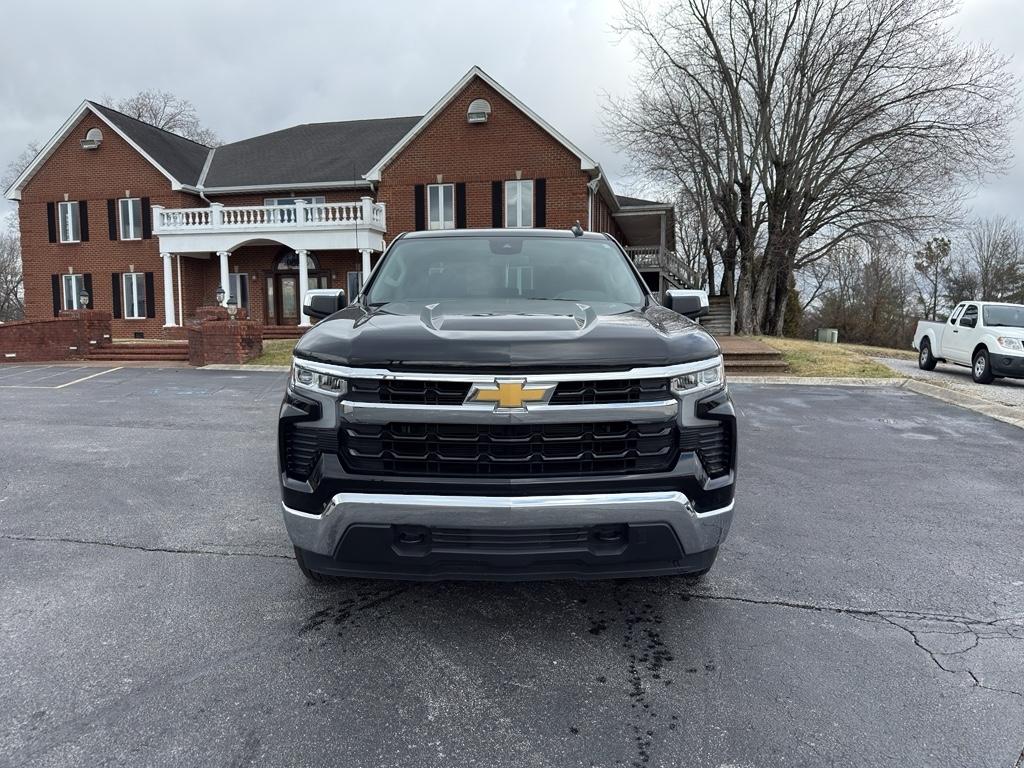 Chevrolet Silverado 1500  2025