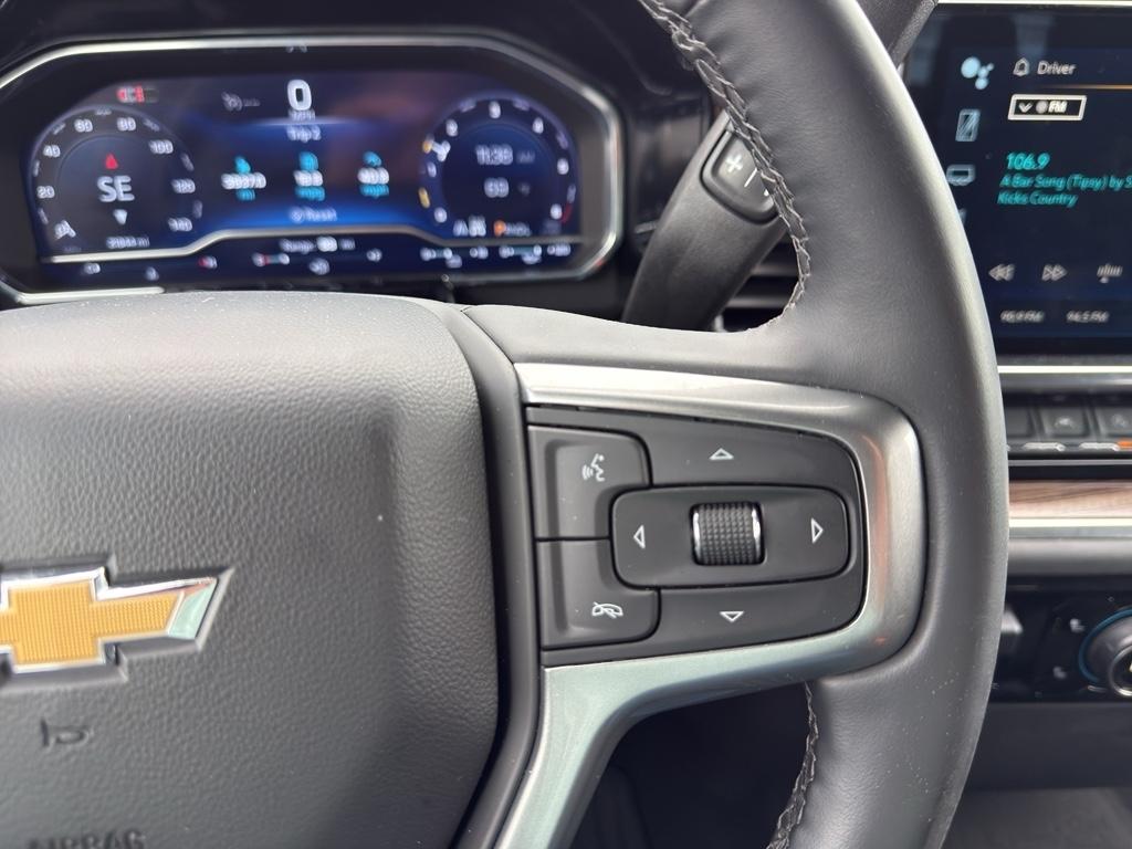 Chevrolet Silverado 1500  2025