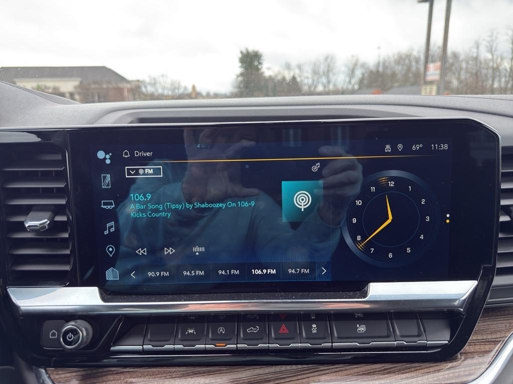 Chevrolet Silverado 1500  2025