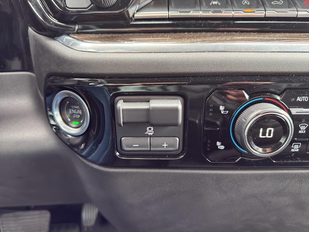 Chevrolet Silverado 1500  2025