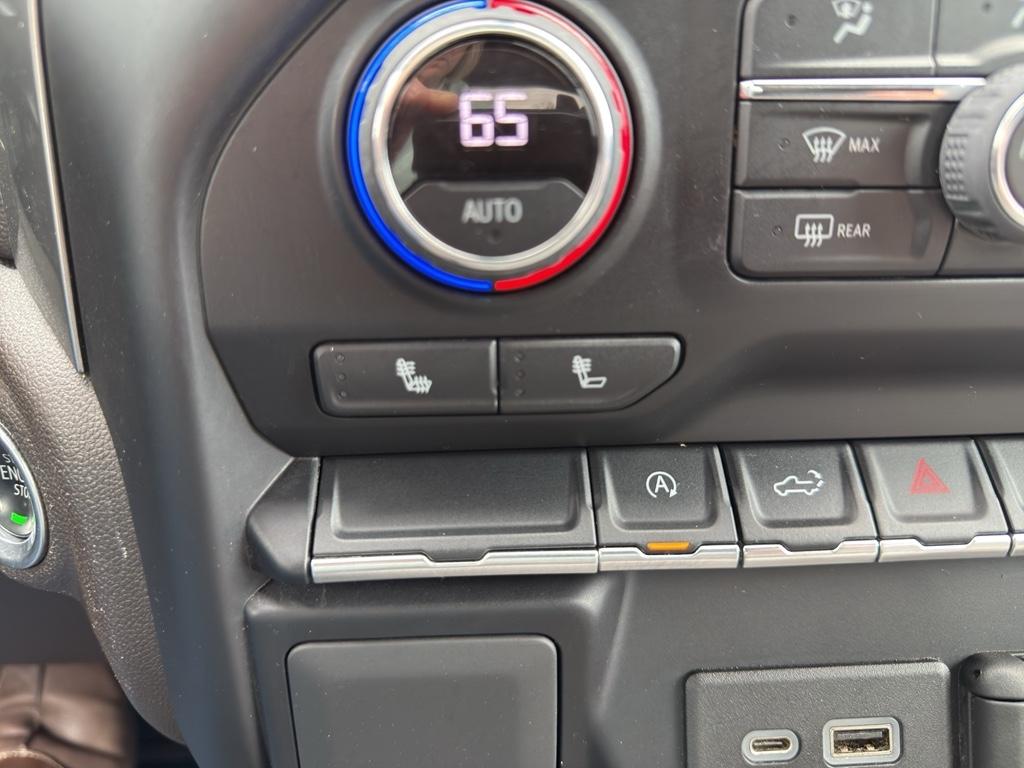 Chevrolet SILVERADO  2022