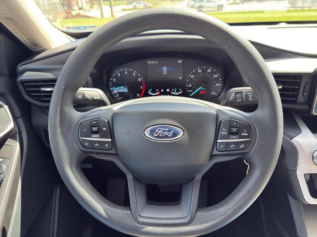 2023 Ford Explorer Base - Photo 16