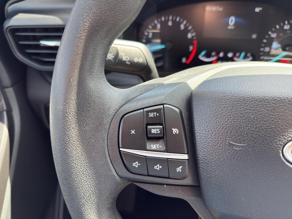 2023 Ford Explorer Base - Photo 17