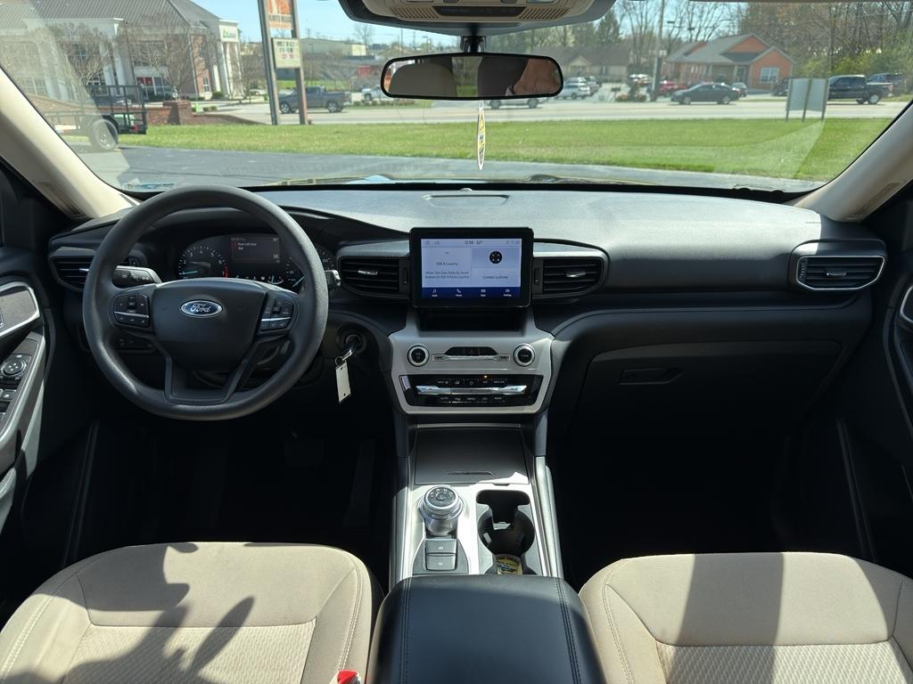 2023 Ford Explorer Base - Photo 22