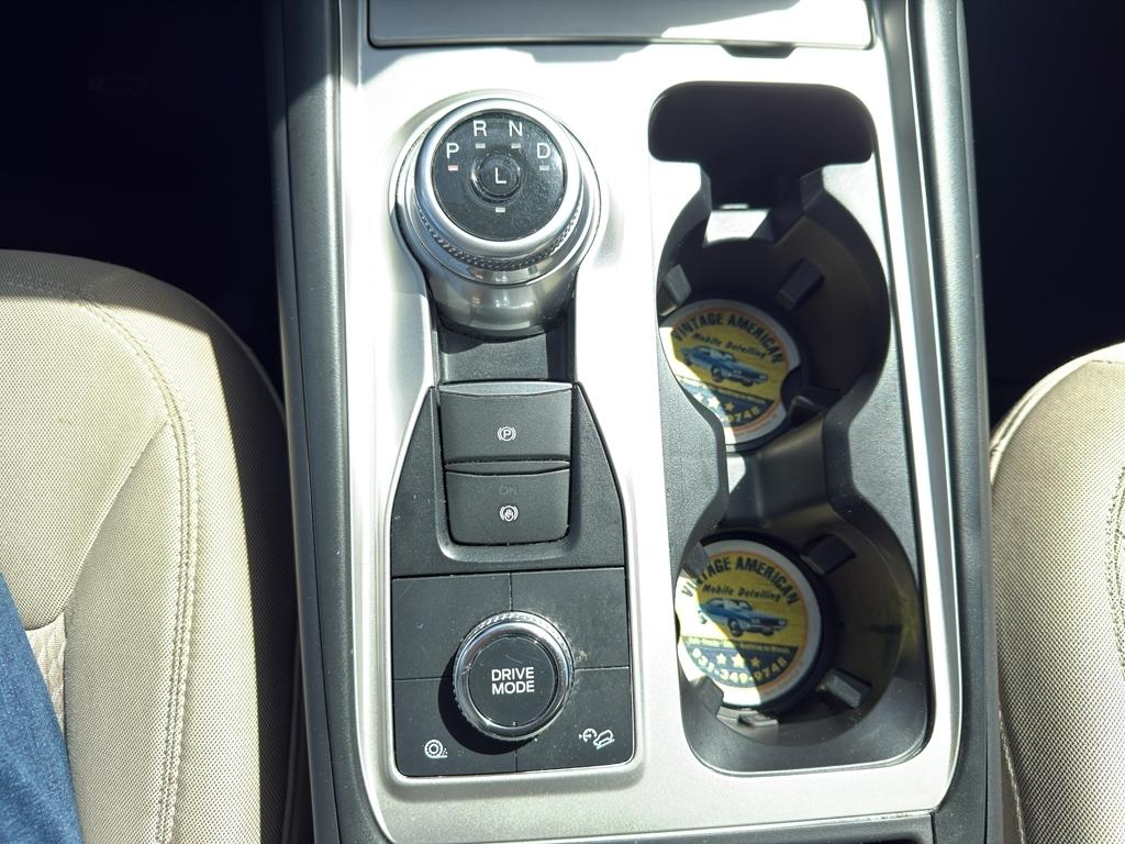 2023 Ford Explorer Base - Photo 23