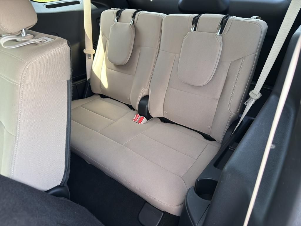 2023 Ford Explorer Base - Photo 38
