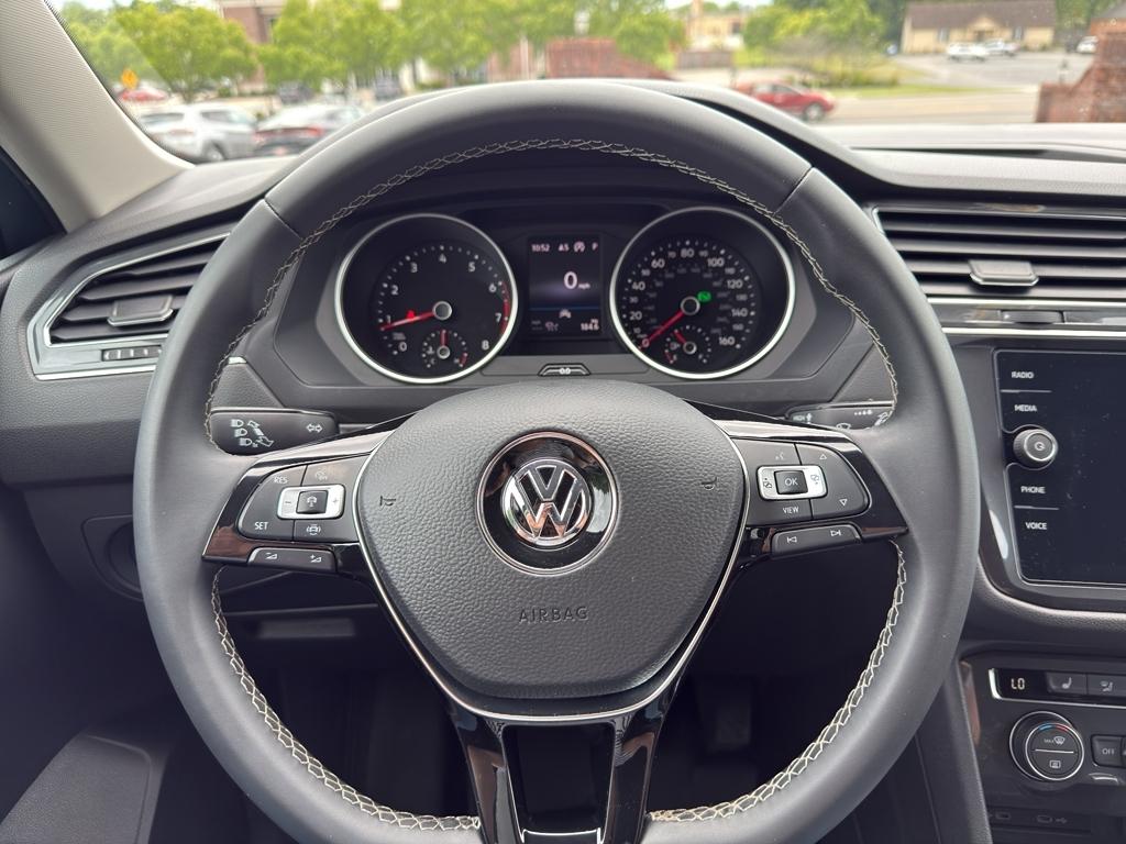 Volkswagen Tiguan  2021