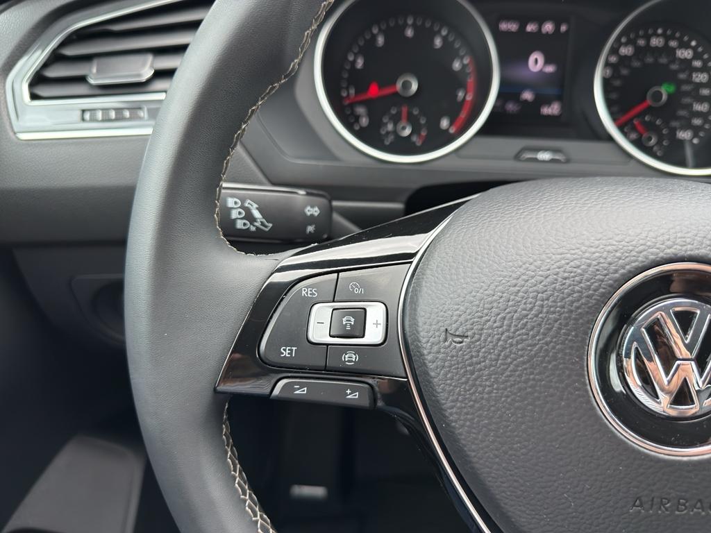 Volkswagen Tiguan  2021