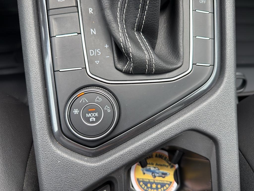 Volkswagen Tiguan  2021