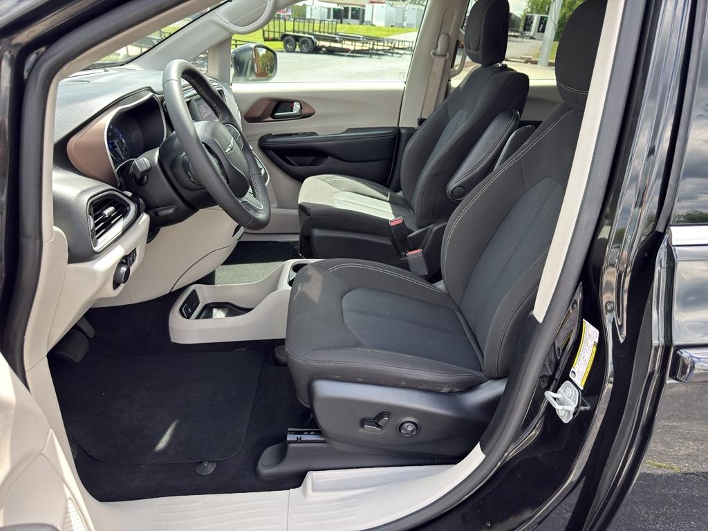 Chrysler Voyager  2022