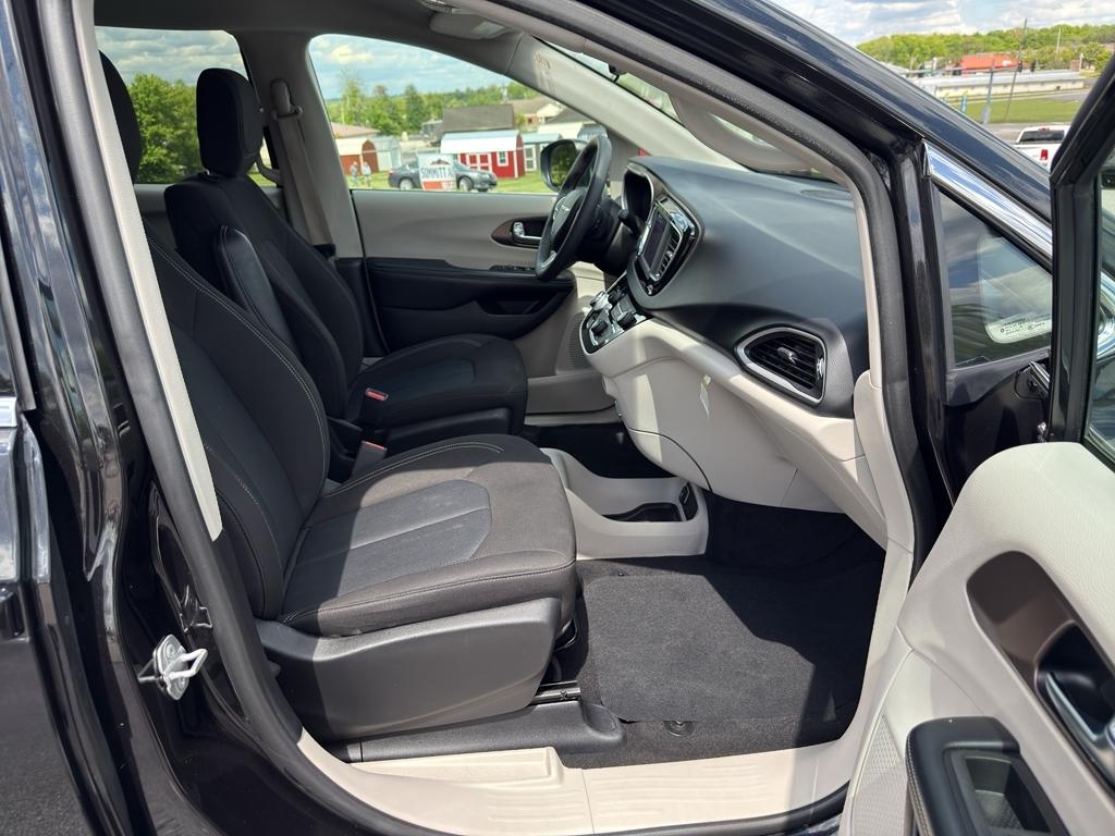 Chrysler Voyager  2022