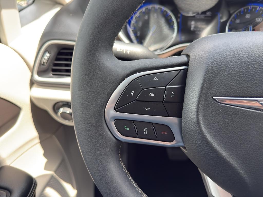 Chrysler Voyager  2022