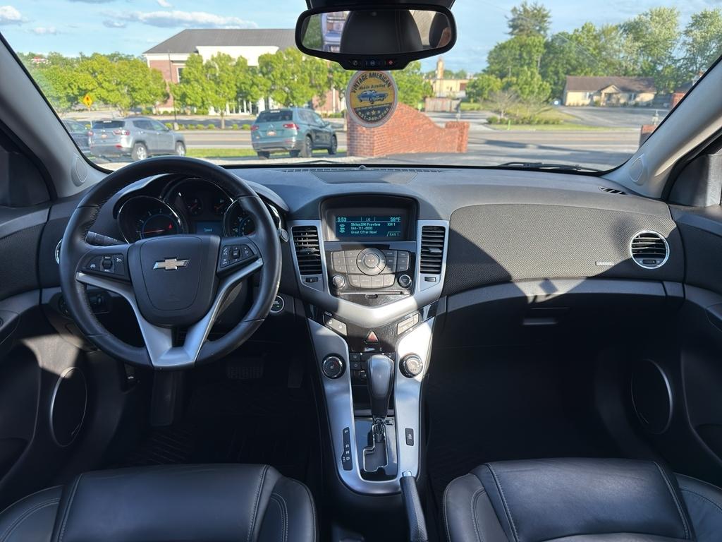 Chevrolet Cruze  2012