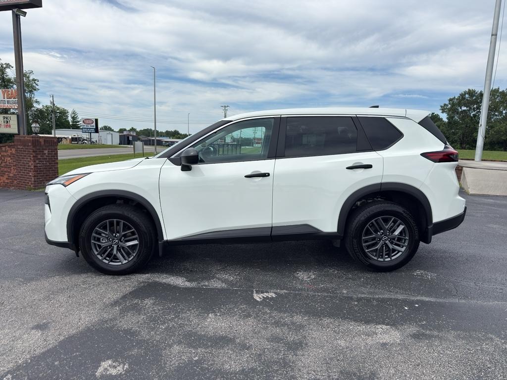 Nissan Rogue  2024