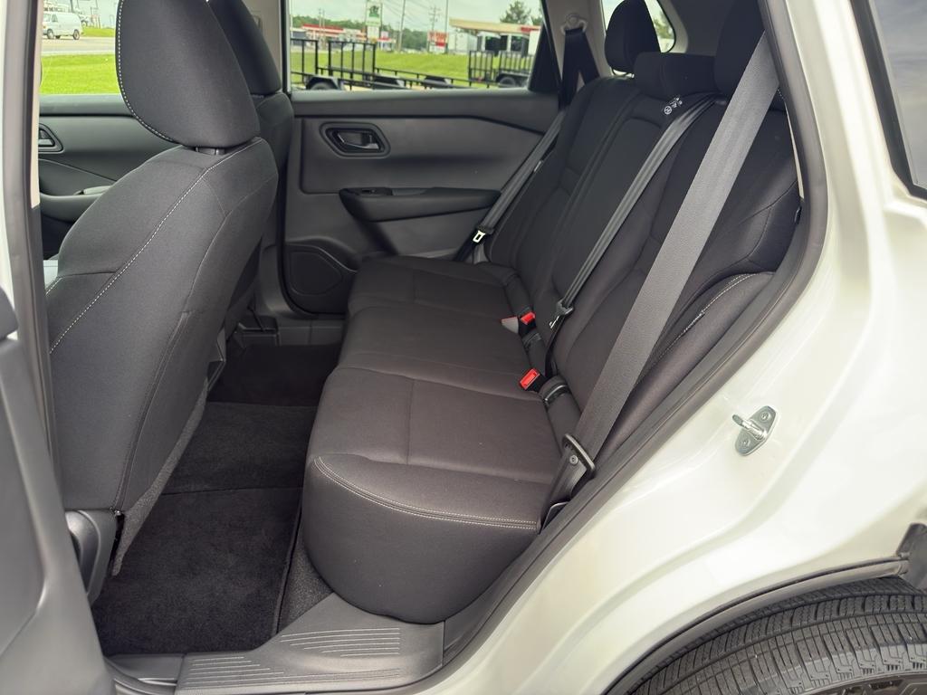 Nissan Rogue  2024