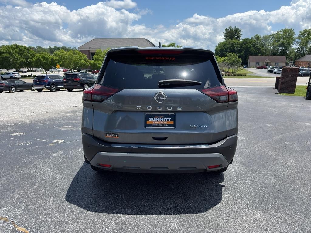 Nissan Rogue  2023