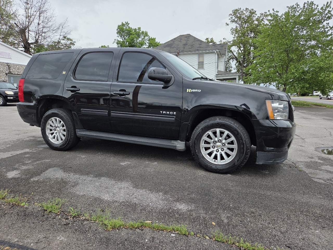 Chevrolet Tahoe Hybrid 4WD 2013