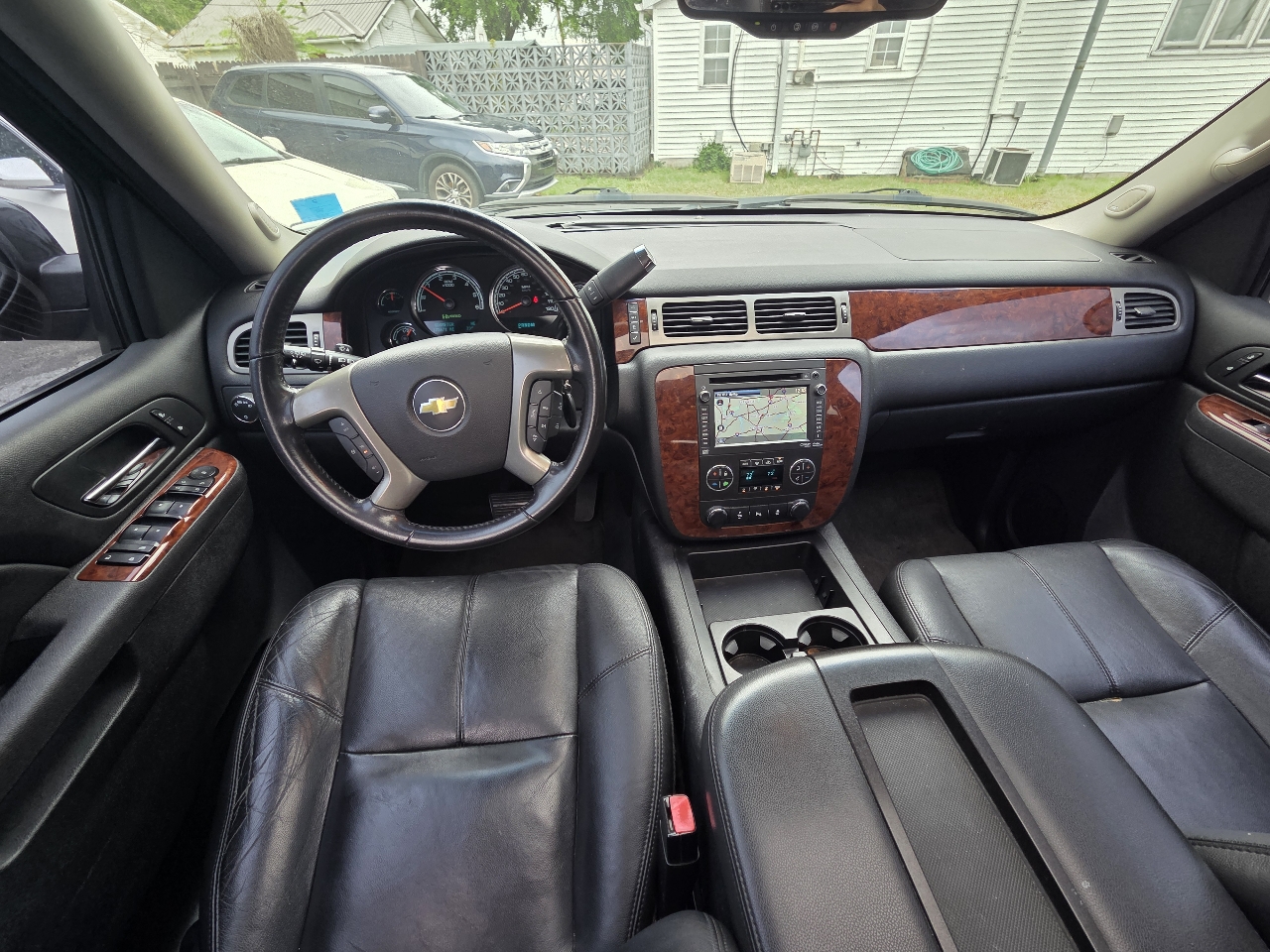 Chevrolet Tahoe Hybrid 4WD 2013