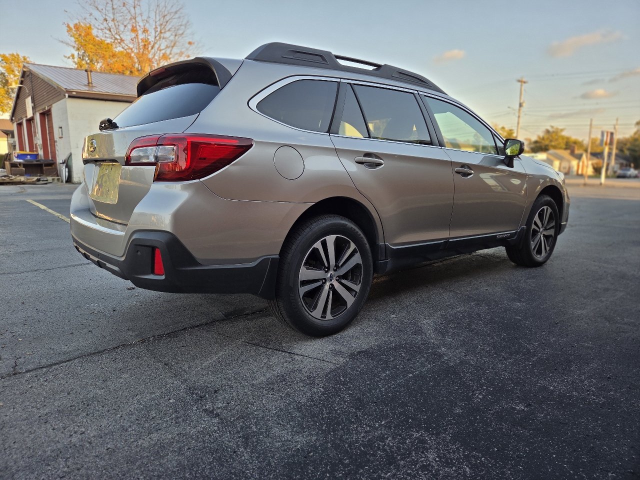 Subaru Outback 2.5i Limited 2018 Subaru Outback 2.5i Limited 2018