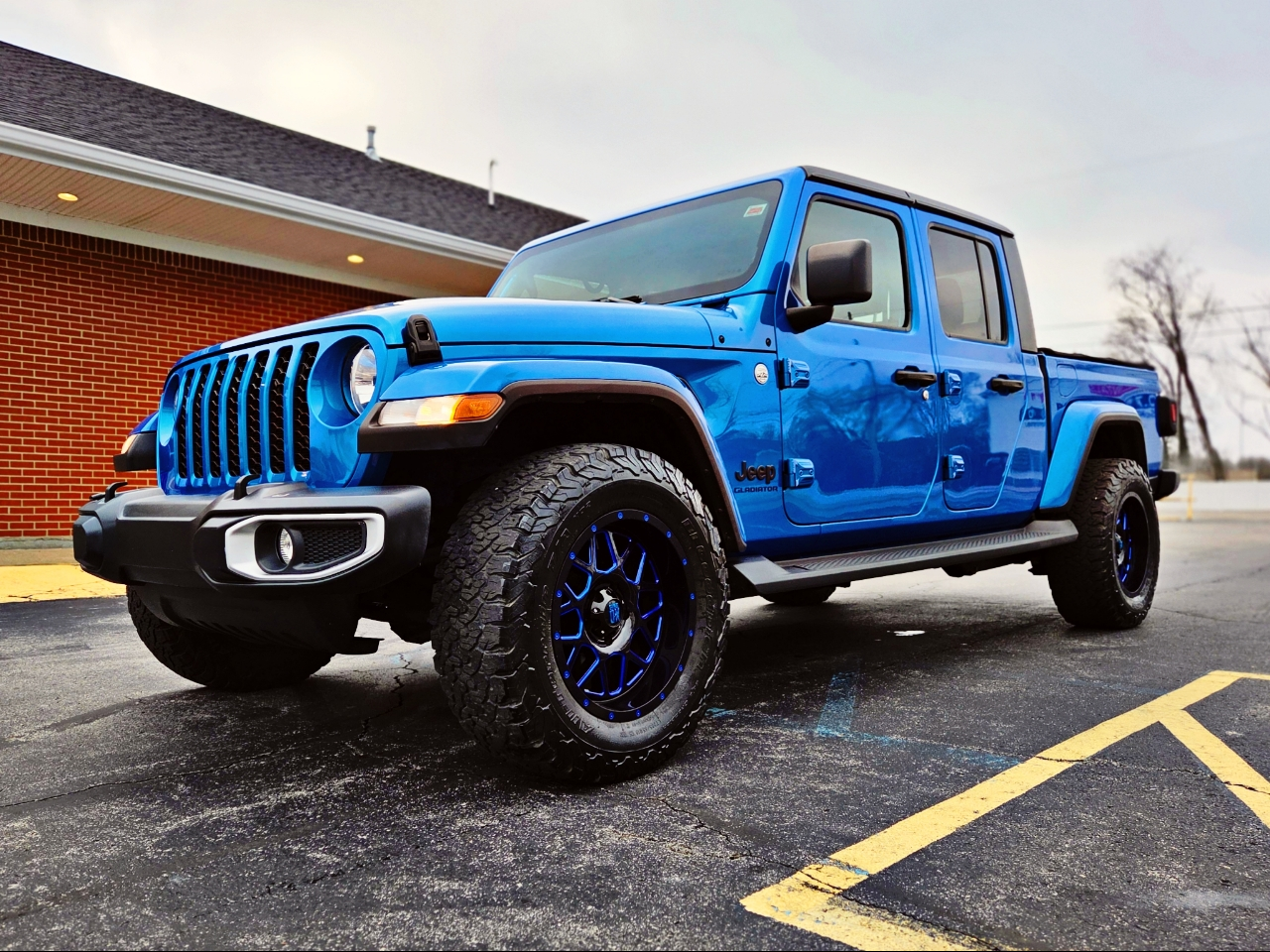 2021 Jeep Gladiator Sport