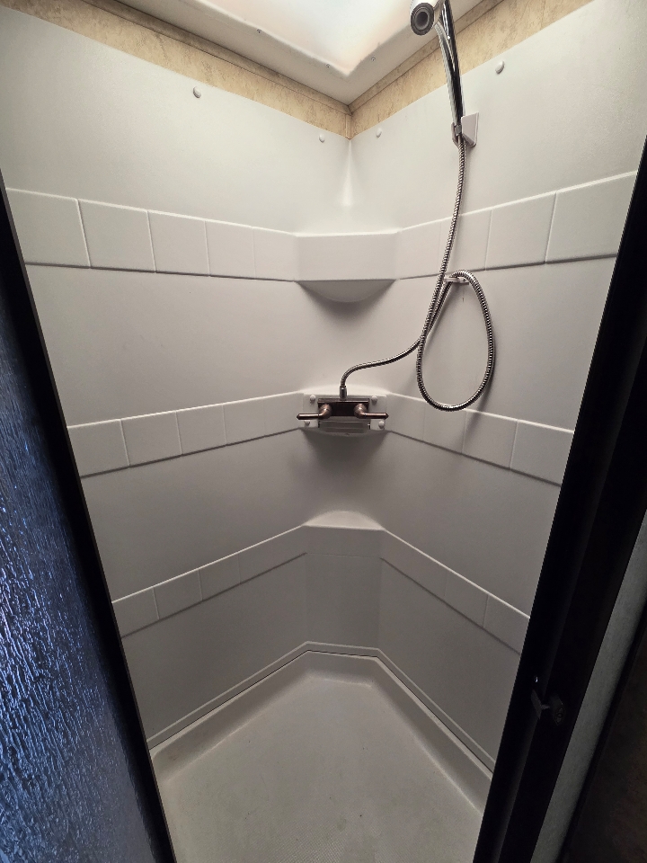 Coachmen Chaparral Lite  2011