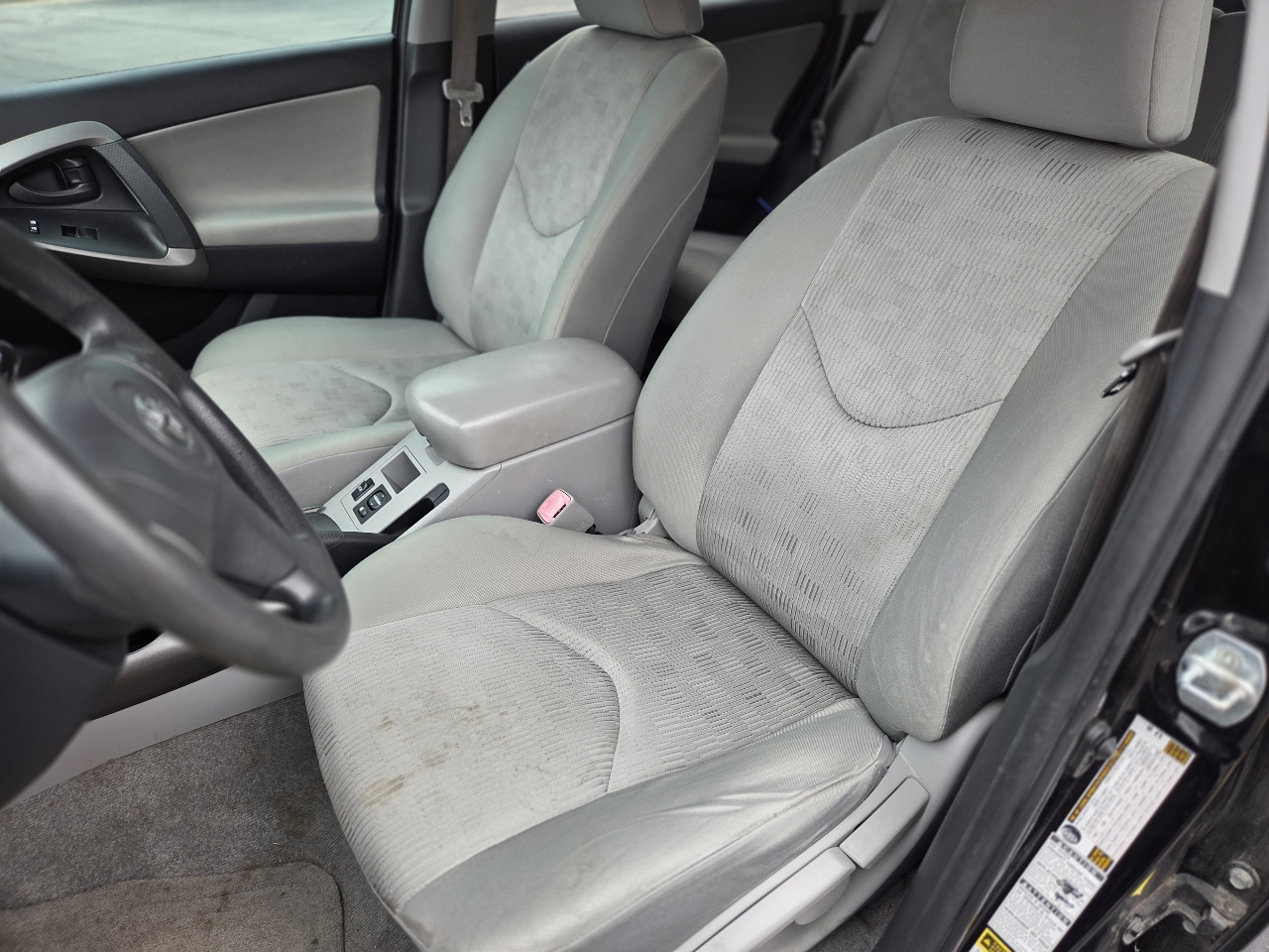 Toyota RAV4 Base V6 4WD 2009