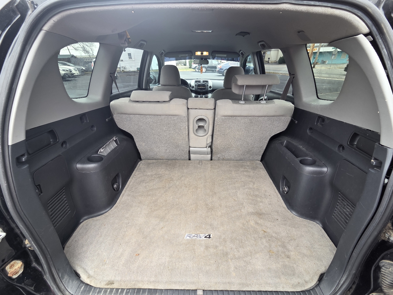 Toyota RAV4 Base V6 4WD 2009