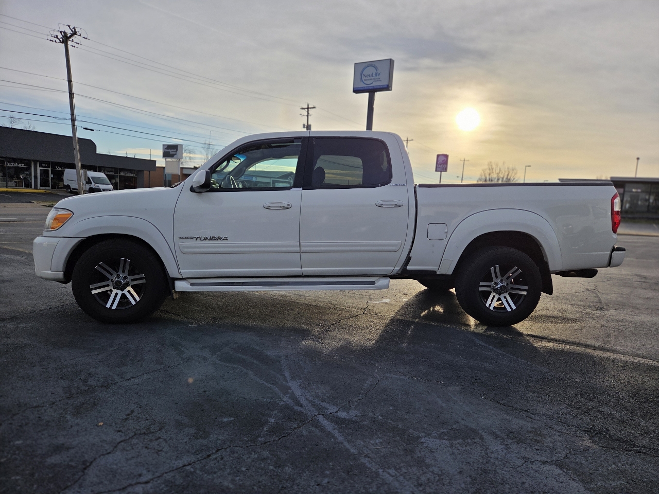 Toyota Tundra Limited Double Cab 4WD 2005