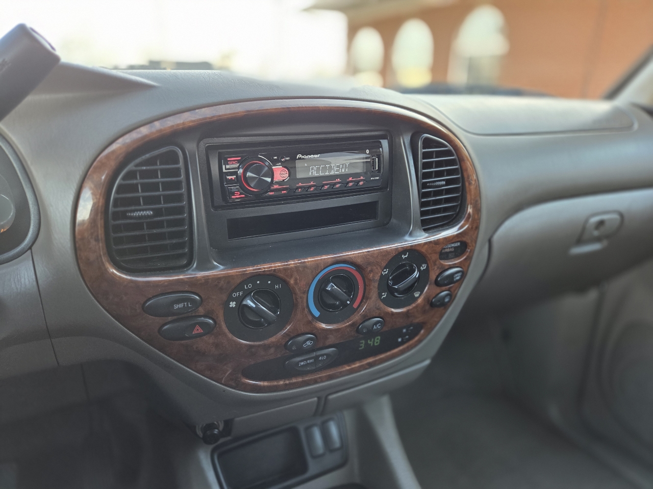Toyota Tundra Limited Double Cab 4WD 2005