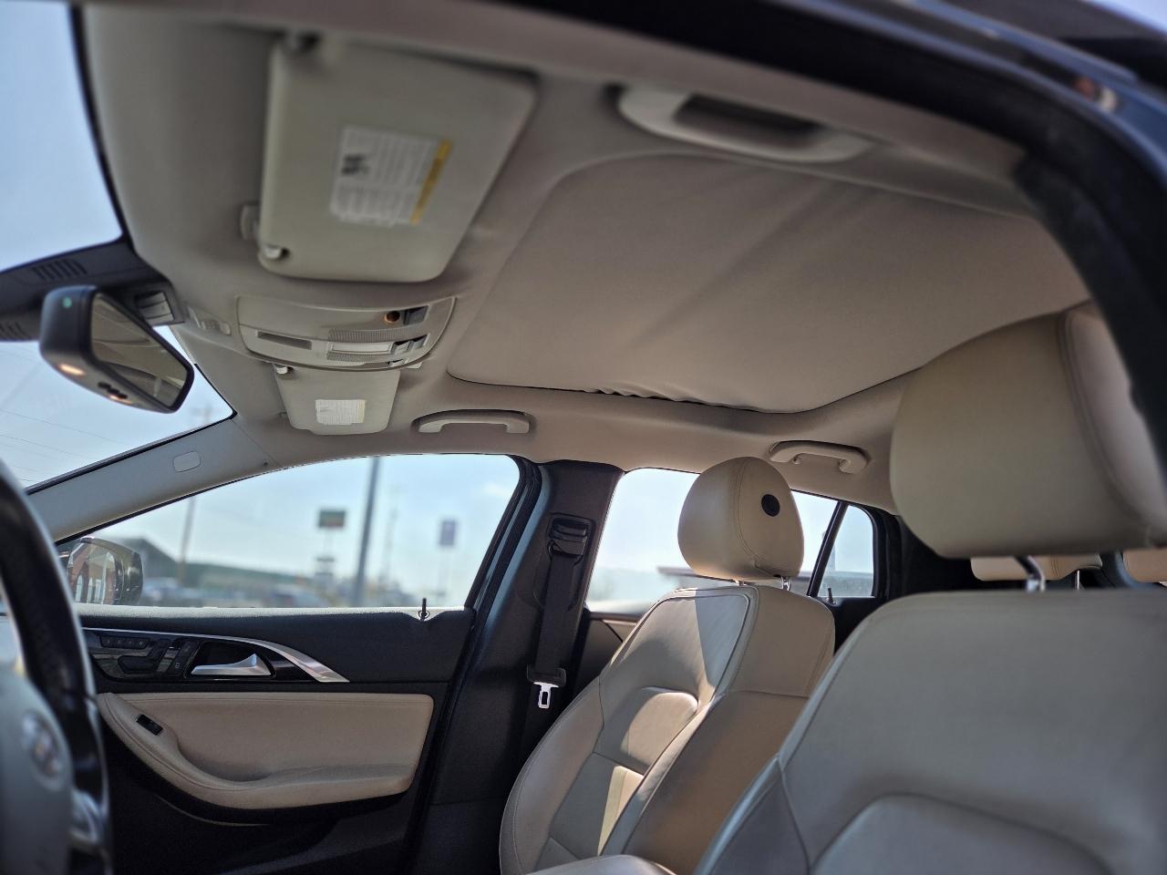 Infiniti QX30 Luxury AWD 2017