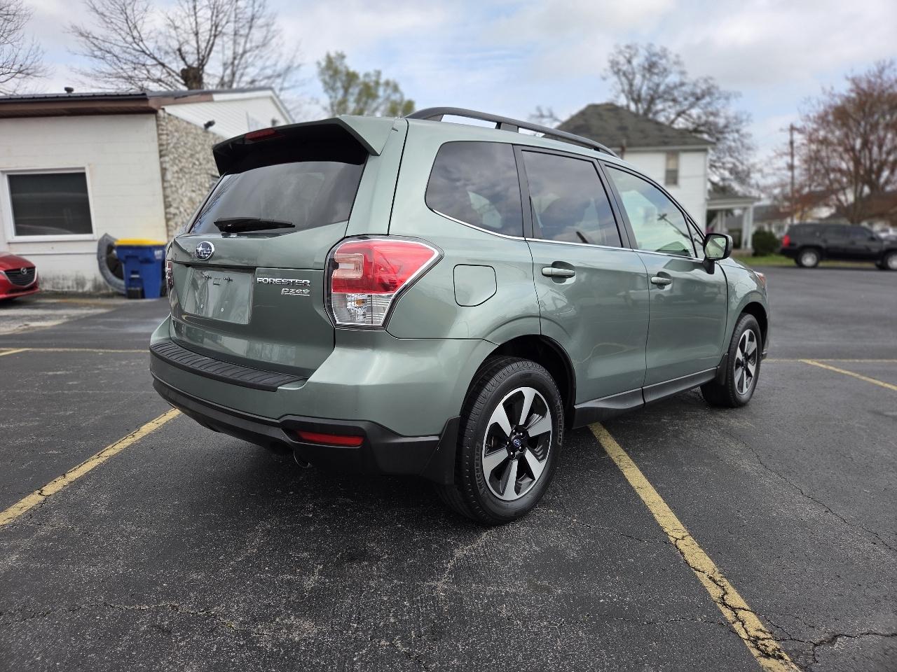 Subaru Forester 2.5i Limited 2017
