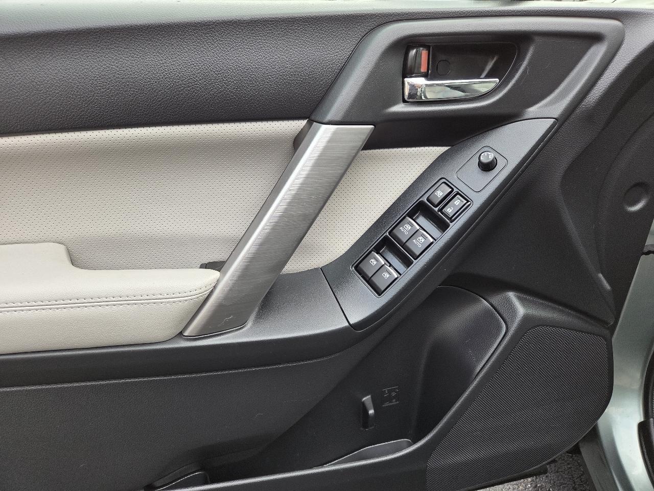 Subaru Forester 2.5i Limited 2017