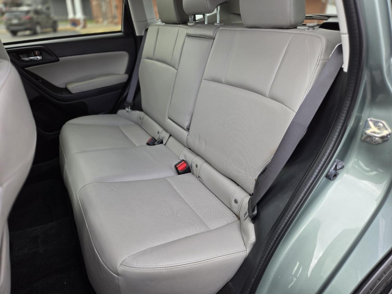 Subaru Forester 2.5i Limited 2017