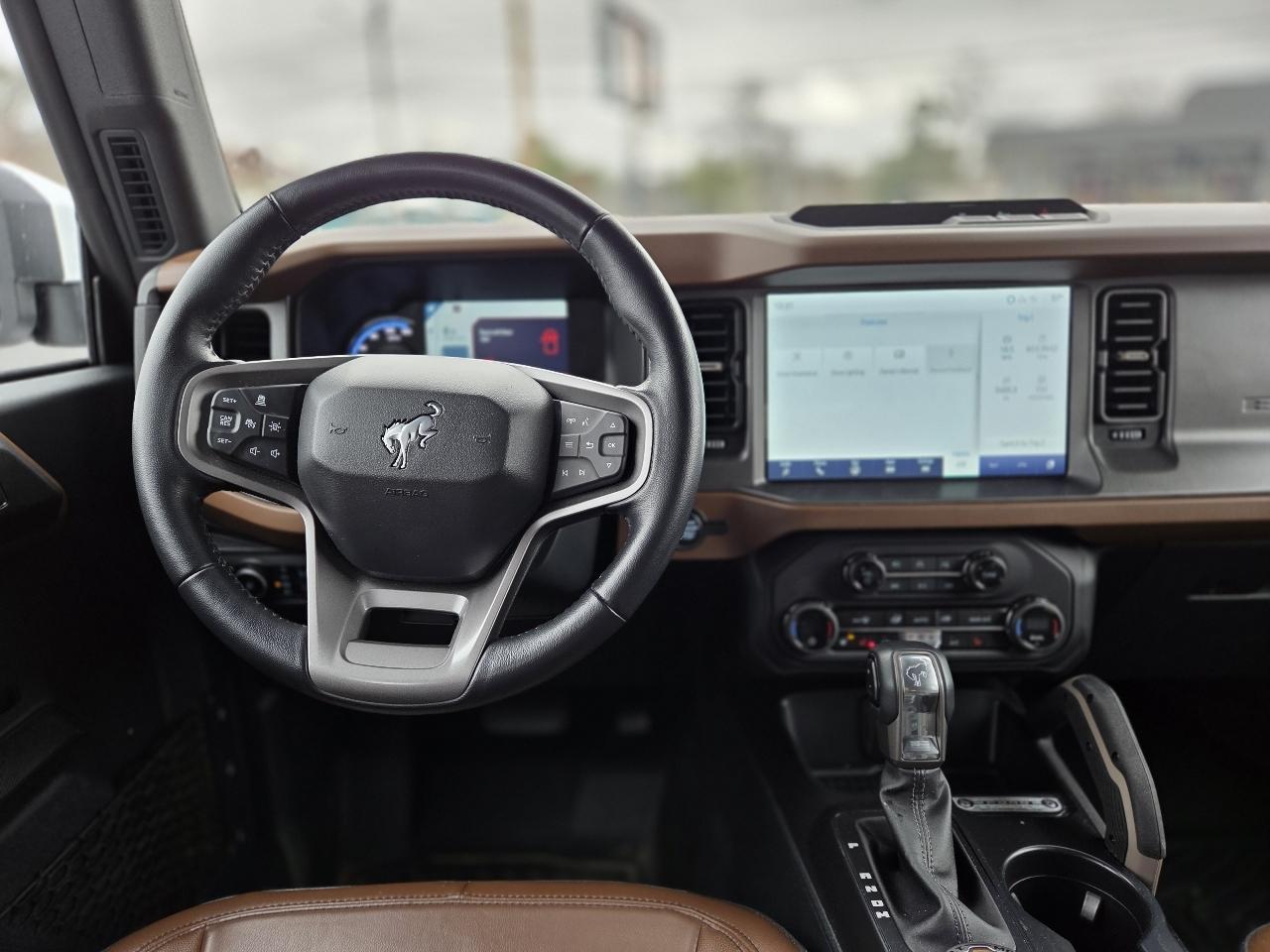 Ford Bronco Outer Banks 4-Door 2024