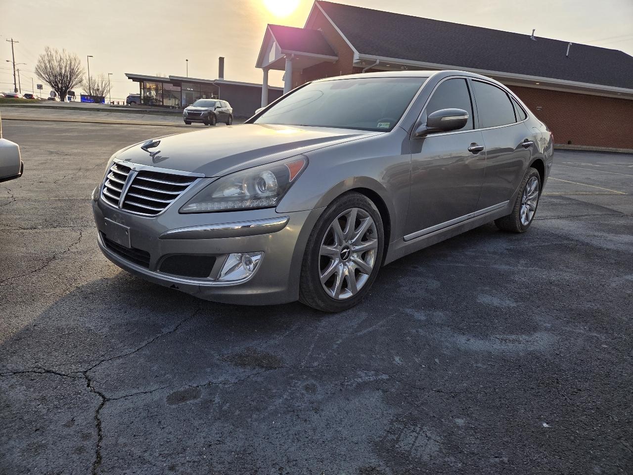 Hyundai Equus Signature 2012