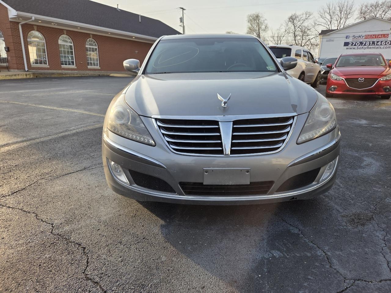 Hyundai Equus Signature 2012