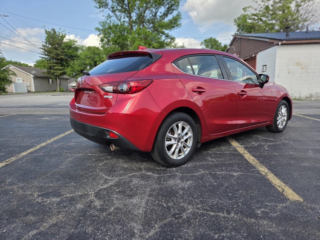 Mazda MAZDA3 i Grand Touring AT 5-Door 2015