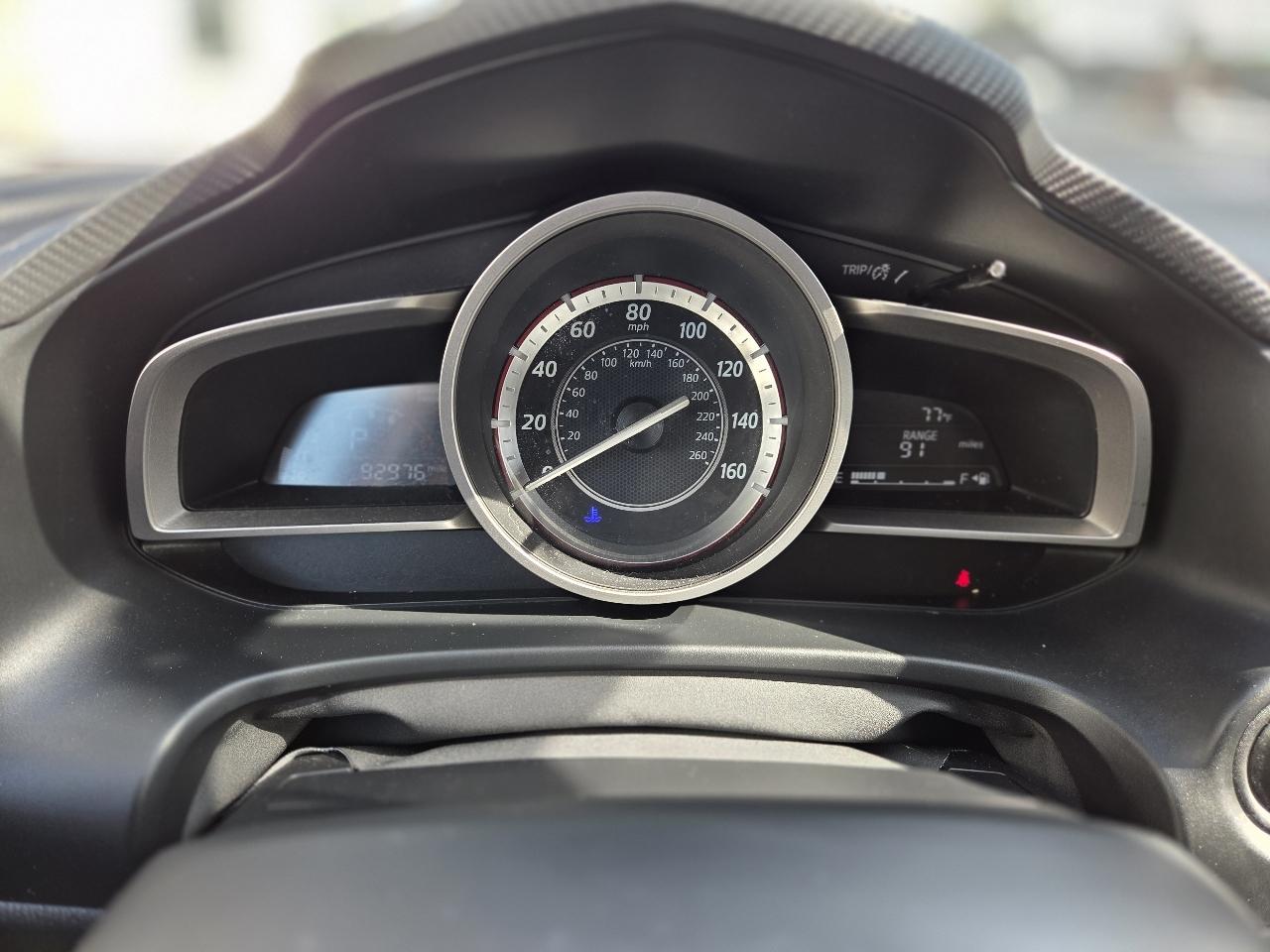 Mazda MAZDA3 i Grand Touring AT 5-Door 2015