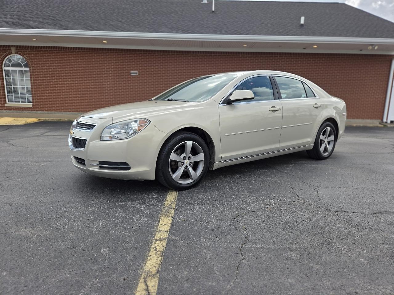 Chevrolet Malibu 1LT 2011