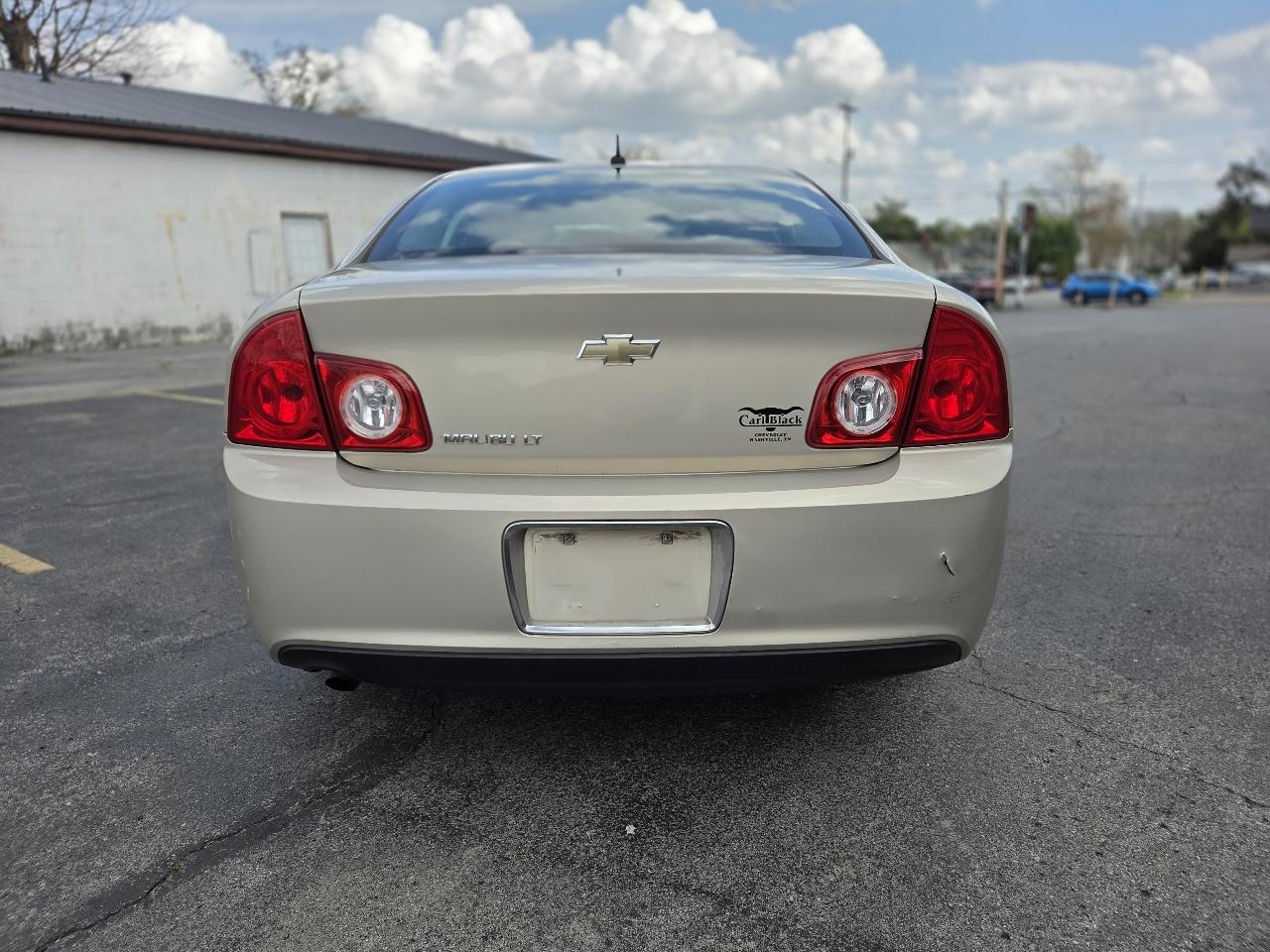 Chevrolet Malibu 1LT 2011