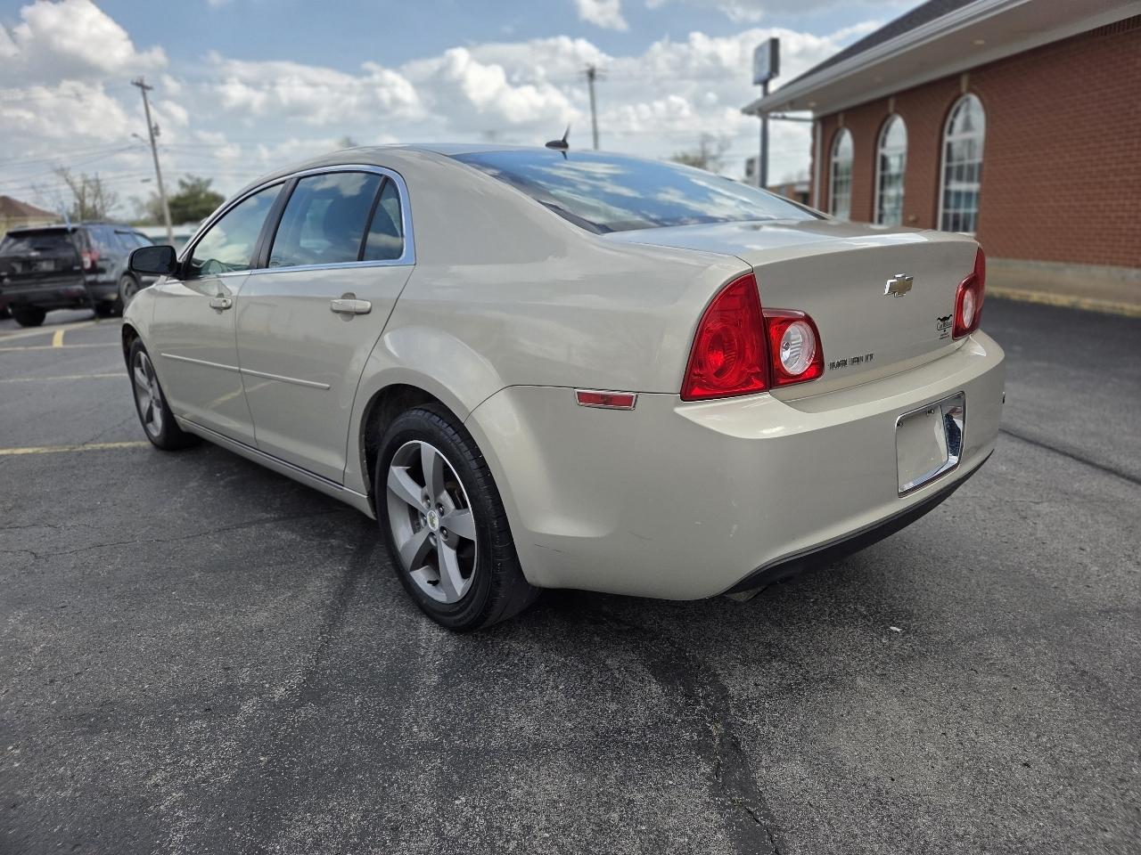 Chevrolet Malibu 1LT 2011
