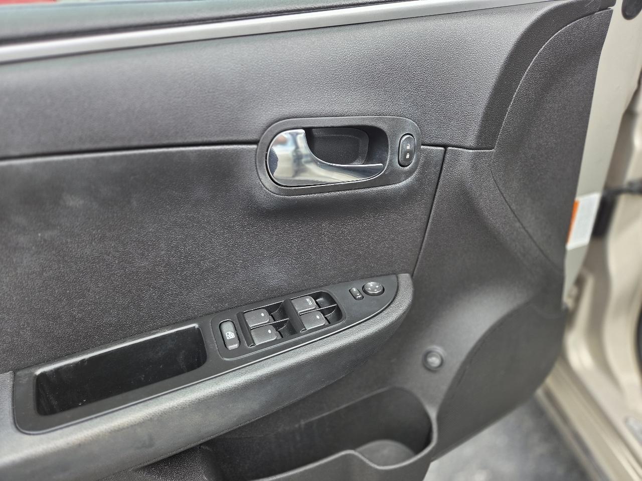 Chevrolet Malibu 1LT 2011