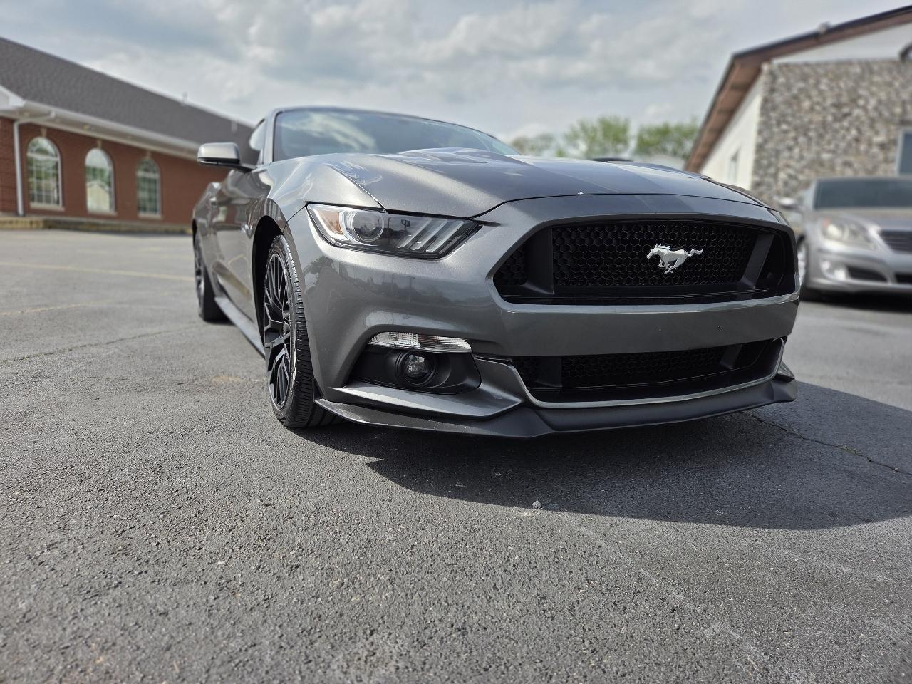 Ford Mustang GT Premium Coupe 2017