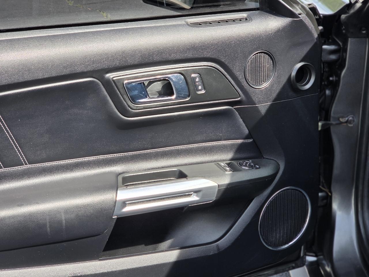 Ford Mustang GT Premium Coupe 2017