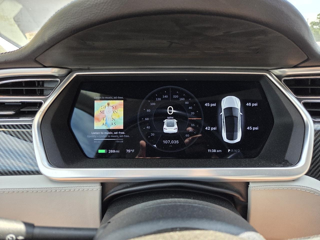 Tesla Model S Signature 2013